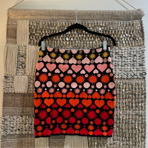 EUC Maeve hearts knit mini skirt sz M - Picture 4 of 6